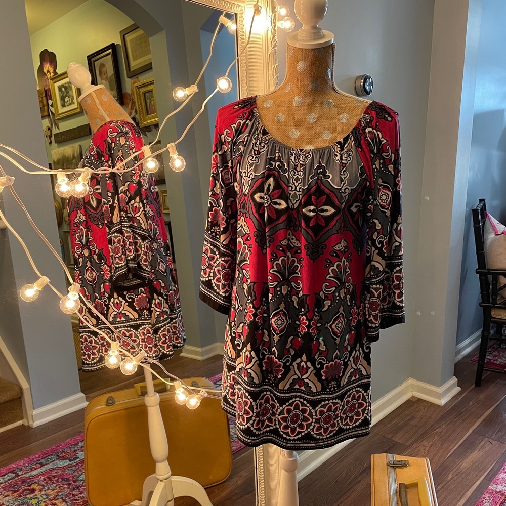 Dazzle up Tunic Size L
